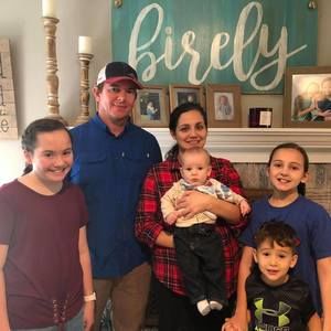 Meet your Posher, Holly